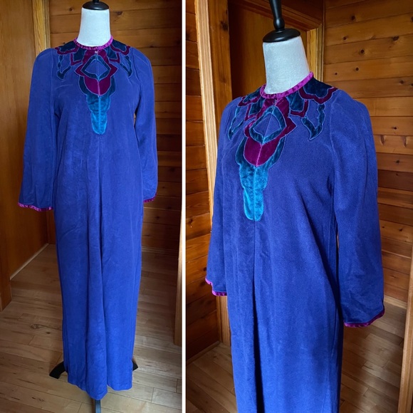 Vintage Other - Vintage 70s Kayser Velour Velvet Indigo 1/2 Zip Up Robe House Coat Sz Small